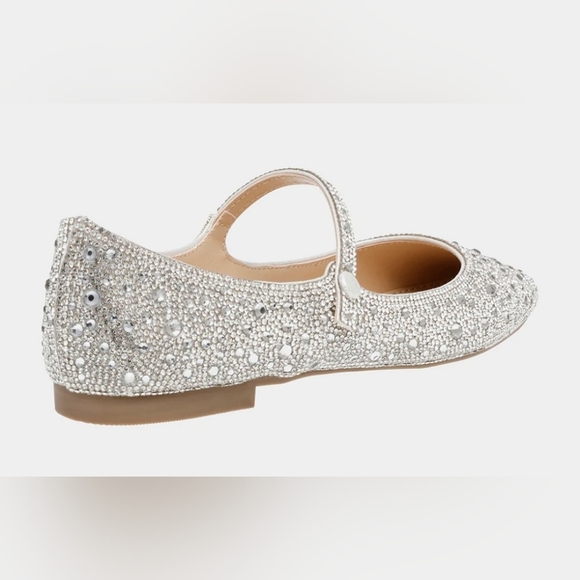 Betsey Johnson Flats. - Picture 10 of 13